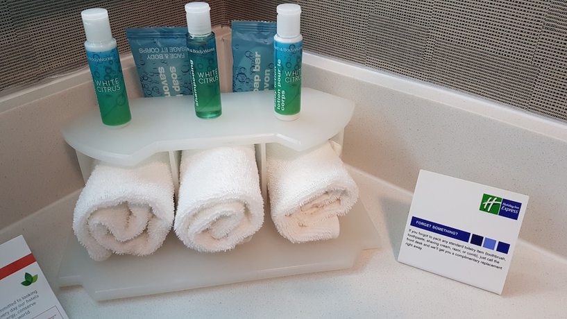 Imagen de la habitación del Hotel Holiday Inn Express and Suites Barrie, An Ihg. Foto 8