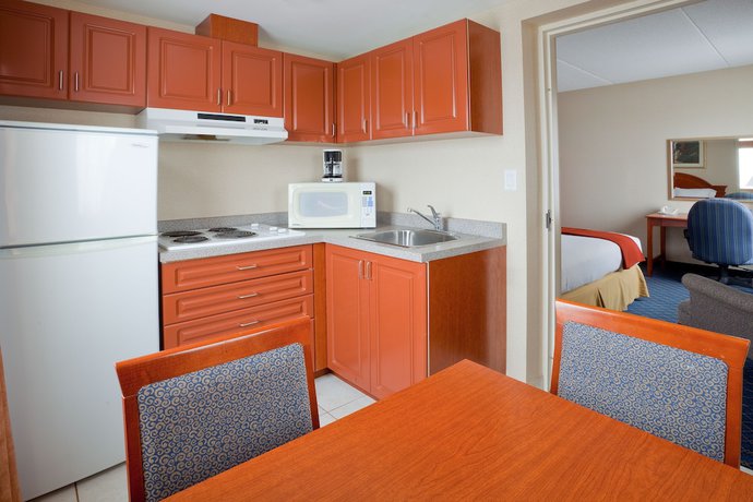 Imagen de la habitación del Hotel Holiday Inn Express and Suites Barrie, An Ihg. Foto 16