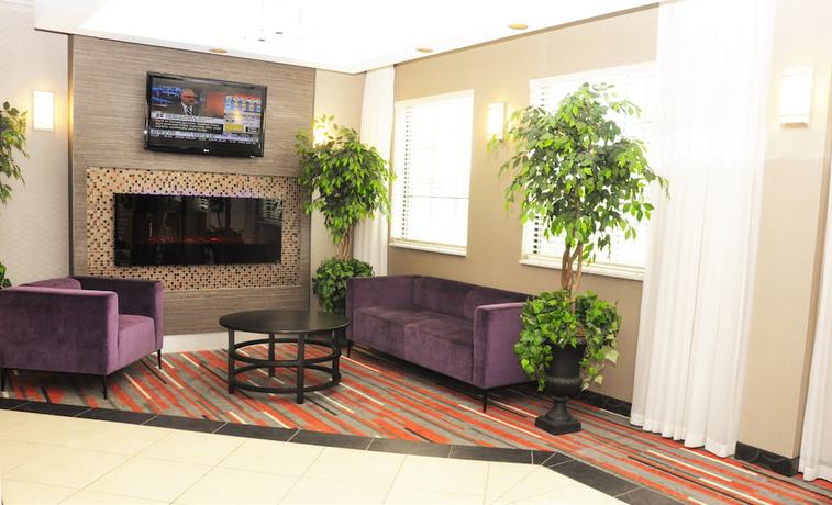 Imagen de los interiores del Hotel Holiday Inn Express and Suites Barrie, An Ihg. Foto 19