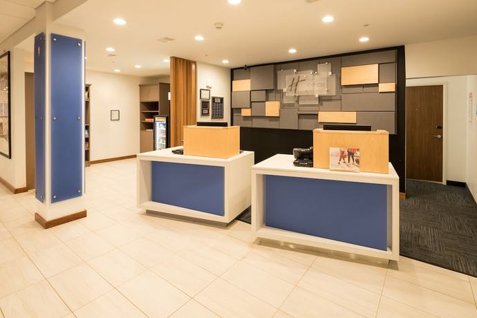 Imagen de los interiores del Hotel Holiday Inn Express and Suites Bay City, An Ihg. Foto 16