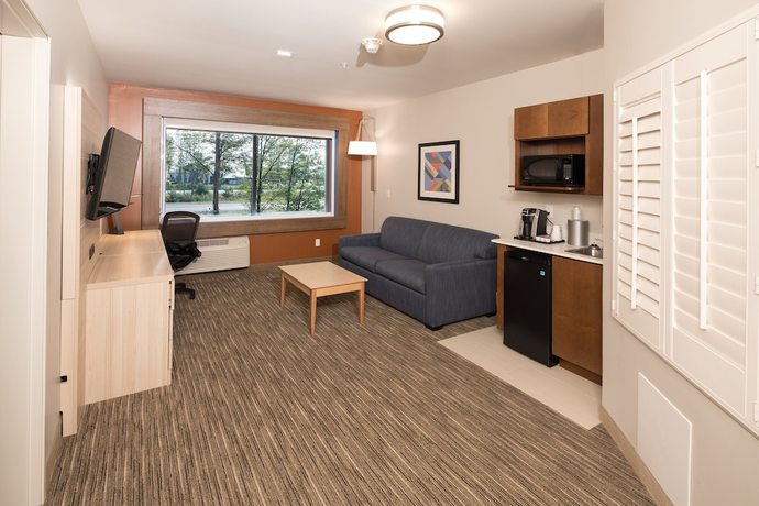 Imagen de la habitación del Hotel Holiday Inn Express and Suites Bay City, An Ihg. Foto 13