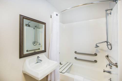 Imagen general del Hotel Holiday Inn Express and Suites Bellevue, An Ihg. Foto 1