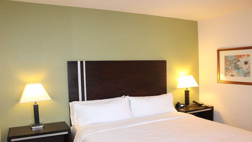 Imagen de la habitación del Hotel Holiday Inn Express and Suites Berkeley, An Ihg. Foto 8