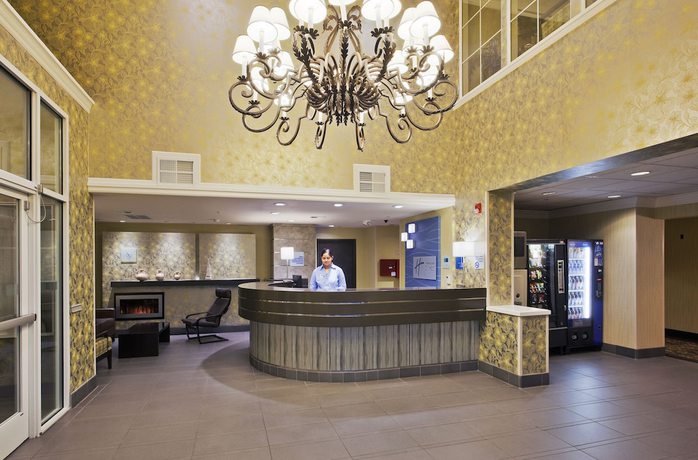 Imagen de los interiores del Hotel Holiday Inn Express and Suites Berkeley, An Ihg. Foto 14