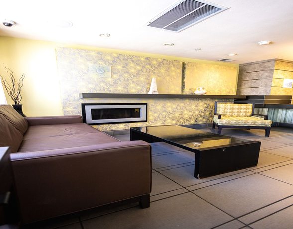 Imagen de los interiores del Hotel Holiday Inn Express and Suites Berkeley, An Ihg. Foto 16