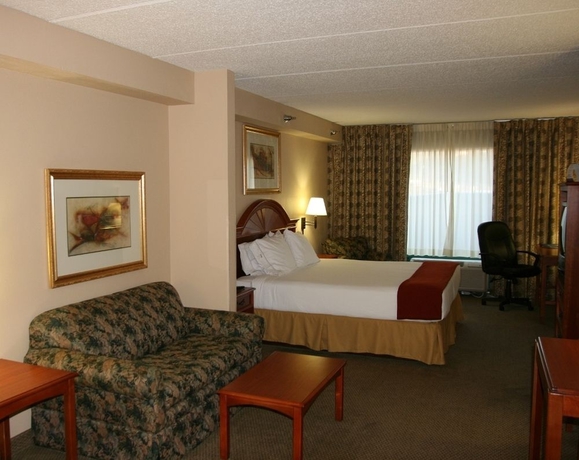 Imagen de los interiores del Hotel Holiday Inn Express and Suites Birmingham Irondale East. Foto 6