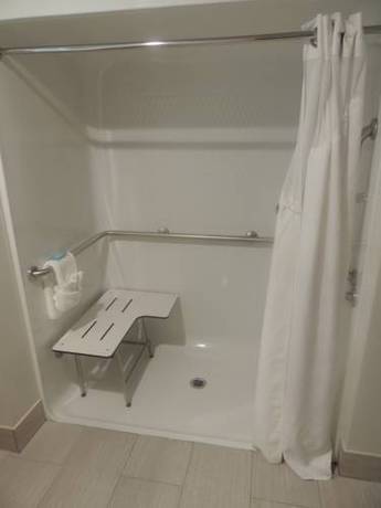 Imagen de la habitación del Hotel Holiday Inn Express and Suites Birmingham Trussville, An Ihg. Foto 6