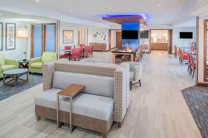 Imagen de los interiores del Hotel Holiday Inn Express and Suites Bismarck, An Ihg. Foto 16