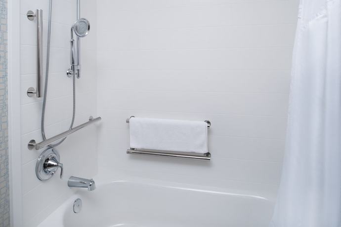 Imagen de la habitación del Hotel Holiday Inn Express and Suites Bismarck, An Ihg. Foto 11