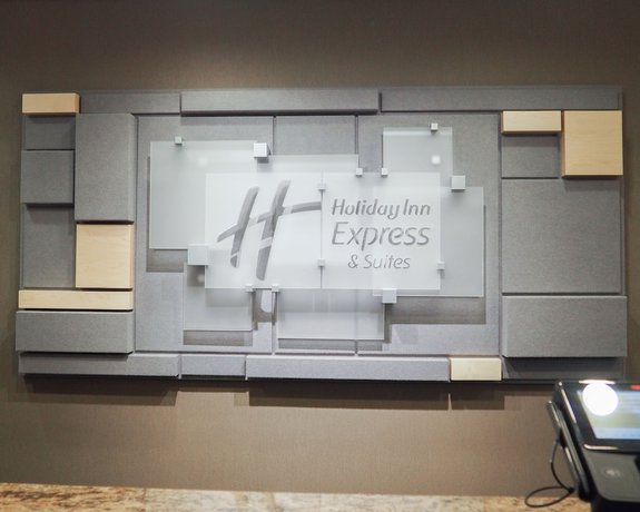 Imagen de los interiores del Hotel Holiday Inn Express and Suites Blacksburg - University Area by IHG. Foto 17