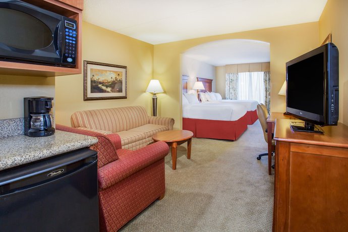 Imagen de la habitación del Hotel Holiday Inn Express and Suites Bloomington, An Ihg. Foto 4