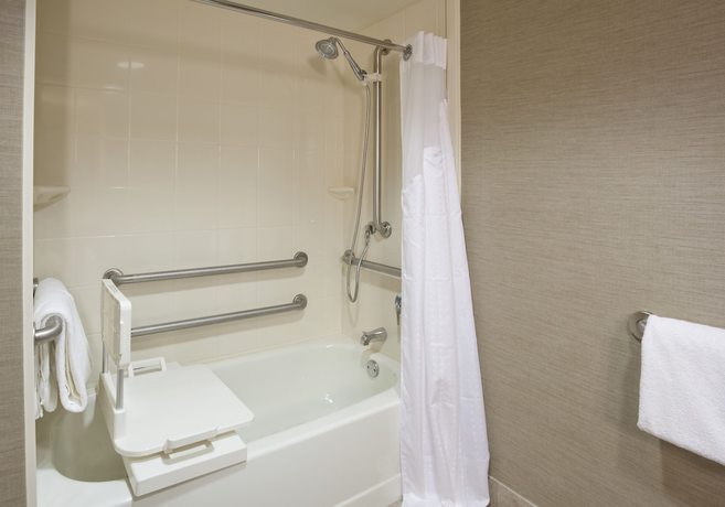 Imagen de la habitación del Hotel Holiday Inn Express and Suites Bloomington - Mpls Arpt Area W, An Ihg. Foto 8
