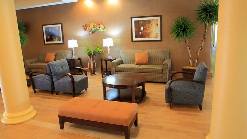 Imagen del bar/restaurante del Hotel Holiday Inn Express and Suites Bossier City - Louisiana, an IHG. Foto 4
