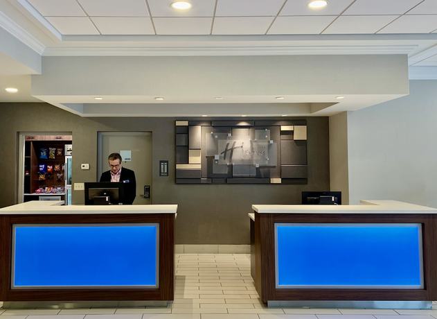 Imagen de los interiores del Hotel Holiday Inn Express and Suites Boston - Cambridge, An Ihg. Foto 17