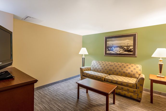 Imagen de la habitación del Hotel Holiday Inn Express and Suites Bradenton East-lakewood Ranch, An Ihg. Foto 16