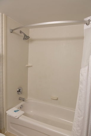 Imagen de la habitación del Hotel Holiday Inn Express and Suites Brampton, An Ihg. Foto 8
