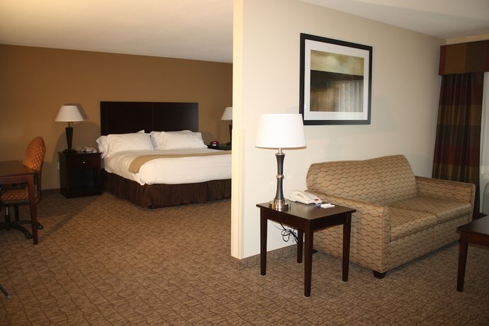 Imagen de la habitación del Hotel Holiday Inn Express and Suites Bridgeport, an IHG. Foto 19