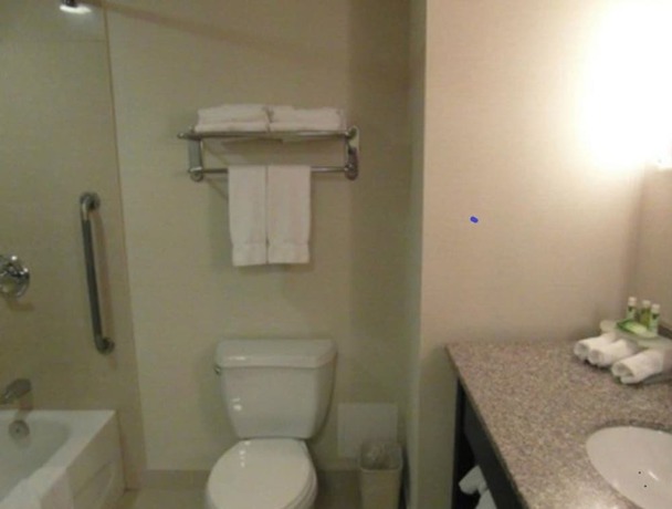 Imagen de la habitación del Hotel Holiday Inn Express and Suites Brockville, An Ihg. Foto 3