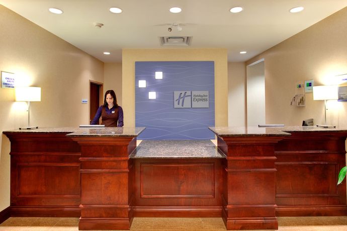 Imagen de los interiores del Hotel Holiday Inn Express and Suites Brockville, An Ihg. Foto 19