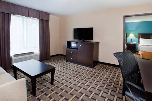 Imagen de la habitación del Hotel Holiday Inn Express and Suites Buford Ne - Lake Lanier, An Ihg. Foto 7