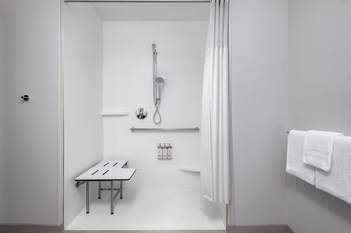 Imagen de la habitación del Hotel Holiday Inn Express and Suites Buford &ndash; Mall of Georgia by IHG. Foto 11