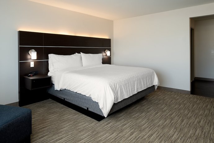 Imagen de la habitación del Hotel Holiday Inn Express and Suites Bullhead City, an IHG. Foto 11