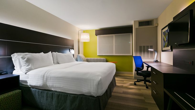 Imagen de la habitación del Hotel Holiday Inn Express and Suites Burlington, An Ihg. Foto 6
