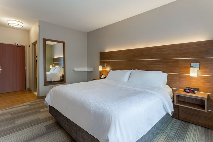 Imagen de la habitación del Hotel Holiday Inn Express and Suites Burlington, an IHG, Burlington. Foto 15