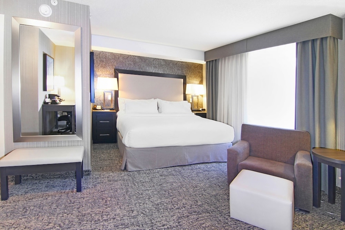 Imagen de la habitación del Hotel Holiday Inn Express and Suites Calgary. Foto 10