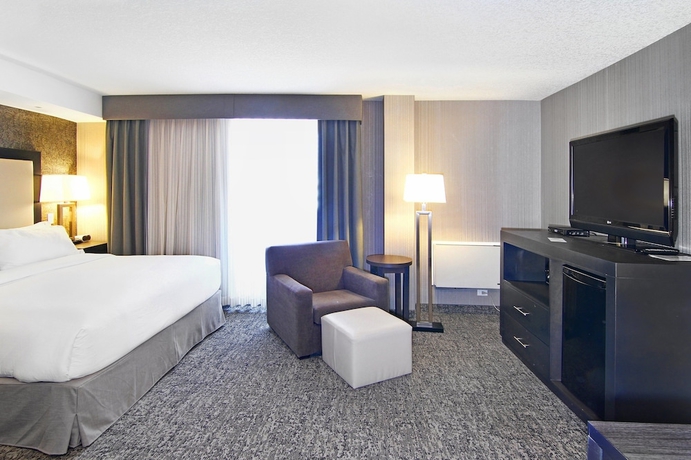 Imagen de la habitación del Hotel Holiday Inn Express and Suites Calgary. Foto 13