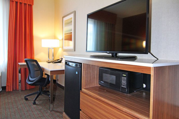 Imagen de la habitación del Hotel Holiday Inn Express and Suites Calgary Nw - University Area, An Ihg. Foto 15