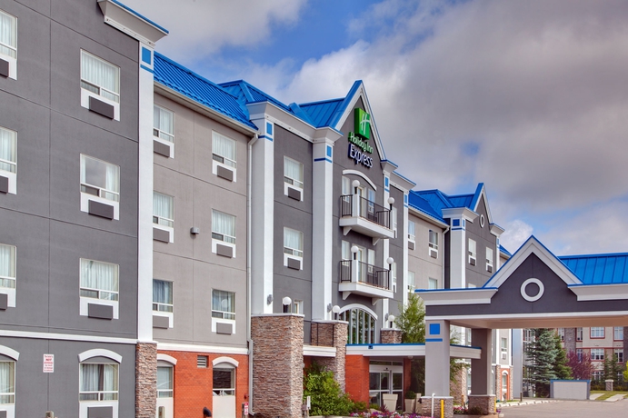 Imagen de los exteriores del Hotel Holiday Inn Express and Suites Calgary S-macleod Trail S, An Ihg. Foto 14