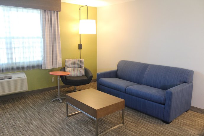 Imagen de la habitación del Hotel Holiday Inn Express and Suites Camarillo, An Ihg. Foto 2