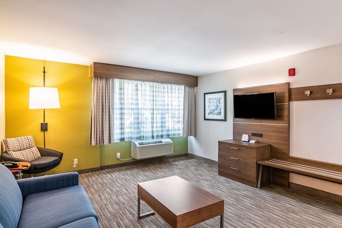 Imagen de la habitación del Hotel Holiday Inn Express and Suites Camarillo, An Ihg. Foto 6