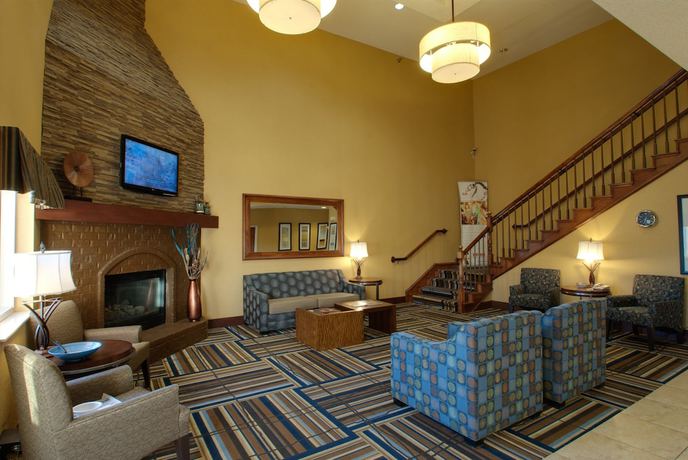 Imagen de los interiores del Hotel Holiday Inn Express and Suites Canyon. Foto 18