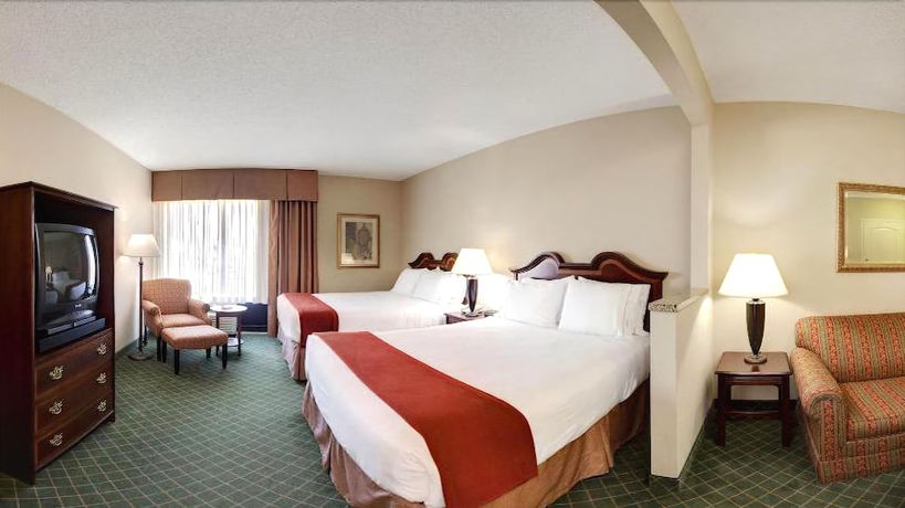 Imagen de la habitación del Hotel Holiday Inn Express and Suites Cape Girardeau I-55, An Ihg. Foto 2