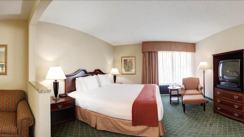 Imagen de la habitación del Hotel Holiday Inn Express and Suites Cape Girardeau I-55, An Ihg. Foto 5