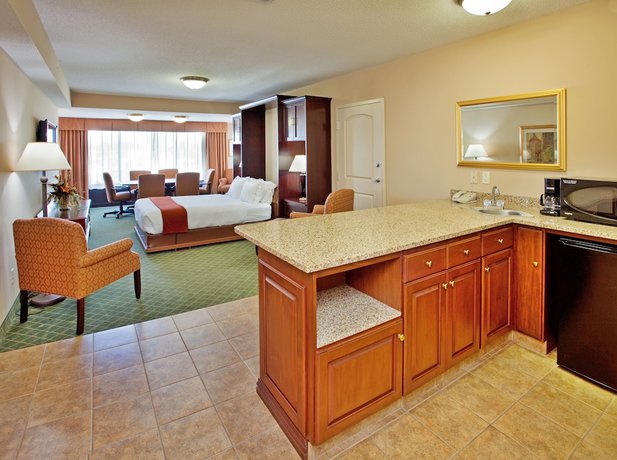 Imagen de la habitación del Hotel Holiday Inn Express and Suites Cape Girardeau I-55, An Ihg. Foto 6