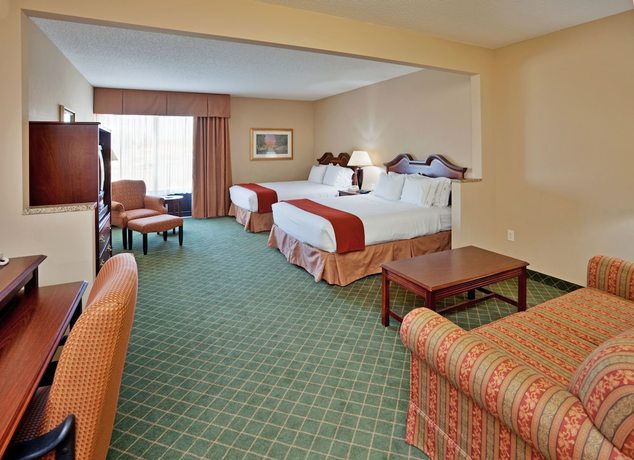 Imagen de la habitación del Hotel Holiday Inn Express and Suites Cape Girardeau I-55, An Ihg. Foto 9