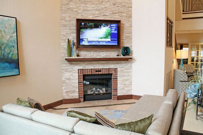 Imagen de los interiores del Hotel Holiday Inn Express and Suites Cape Girardeau I-55, An Ihg. Foto 14