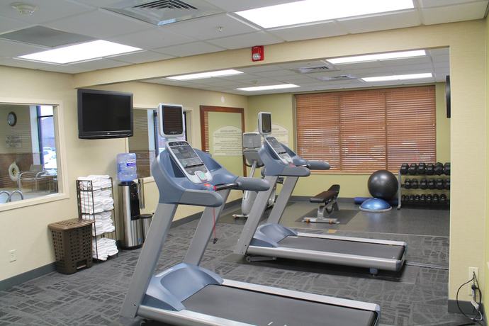 Imagen de los interiores del Hotel Holiday Inn Express and Suites Cape Girardeau I-55, An Ihg. Foto 17