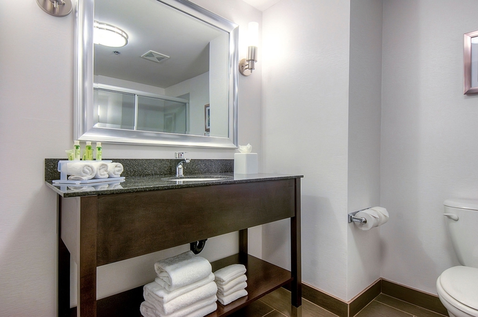 Imagen de la habitación del Hotel Holiday Inn Express and Suites Carlsbad Beach. Foto 4