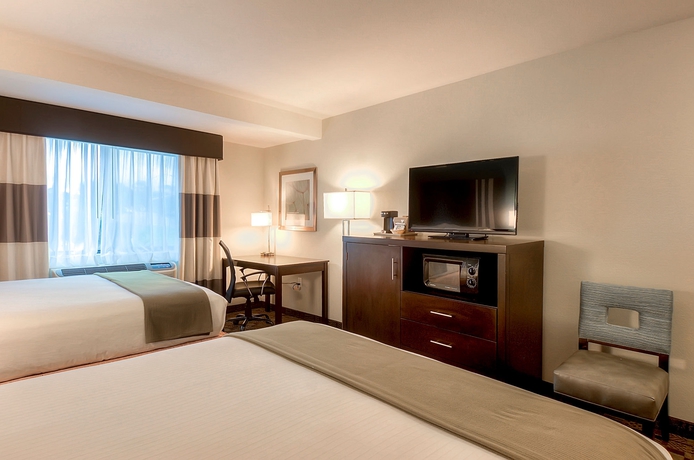 Imagen de la habitación del Hotel Holiday Inn Express and Suites Carlsbad Beach. Foto 6