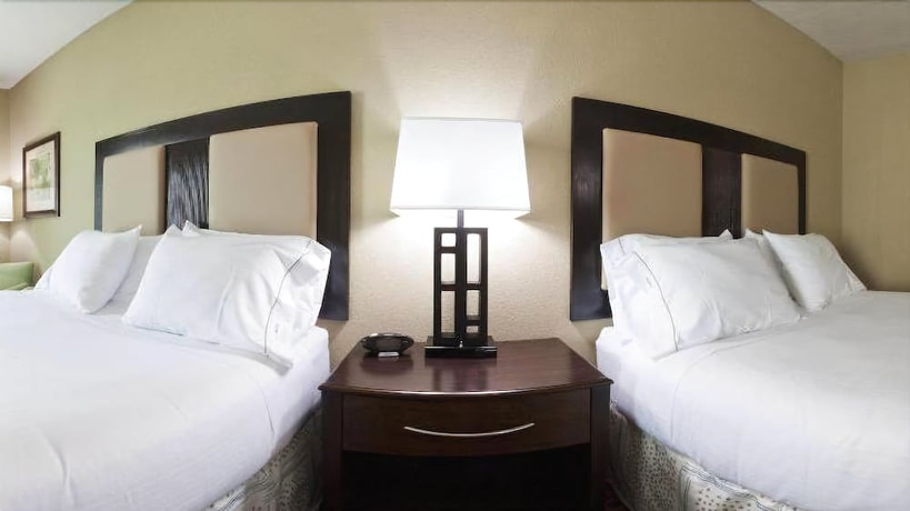 Imagen de la habitación del Hotel Holiday Inn Express and Suites Chaffee-jacksonville West, An Ihg. Foto 10