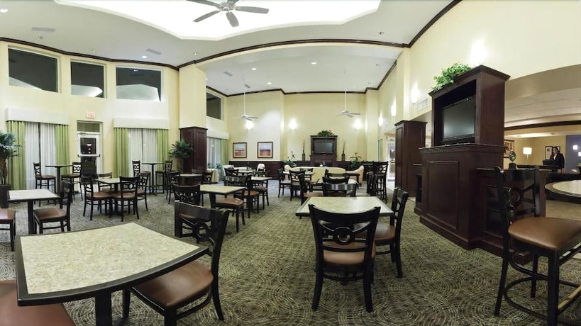 Imagen del bar/restaurante del Hotel Holiday Inn Express and Suites Chaffee-jacksonville West, An Ihg. Foto 2