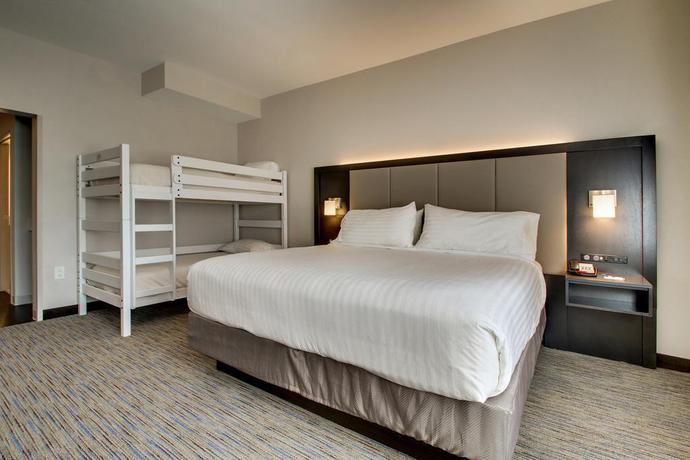Imagen general del Hotel Holiday Inn Express and Suites Charleston NE Mt Pleasant US17. Foto 2