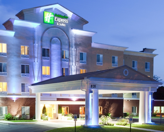 Imagen de los exteriores del Hotel Holiday Inn Express and Suites Charlotte Arrowood, An Ihg. Foto 11