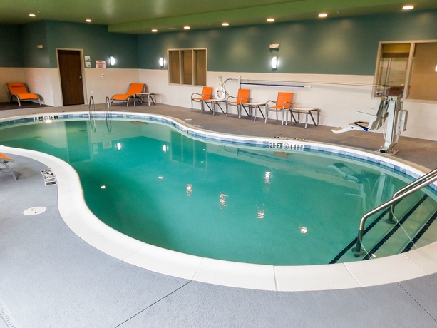 Imagen de la piscina del Hotel Holiday Inn Express and Suites Charlotte Ne - University Area. Foto 19