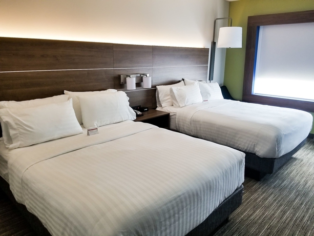 Imagen de la habitación del Hotel Holiday Inn Express and Suites Charlotte Ne - University Area. Foto 7
