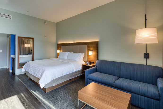 Imagen de la habitación del Hotel Holiday Inn Express and Suites Charlotte - South End, An Ihg. Foto 2